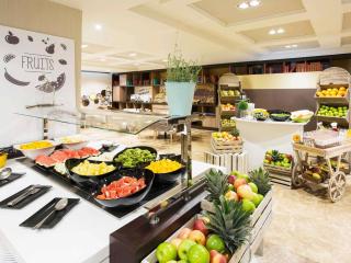 Novotel Madrid Center - 9