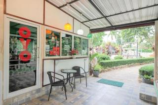 OYO 75308 Pea Najan Home Resort - 2