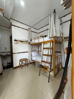 The Hat Trick Hostel - Basdiot - 3