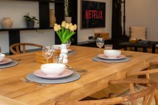 Black Villa by Betterplace - 2