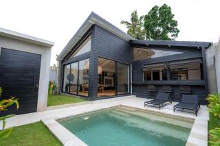 Black Villa by Betterplace - 0