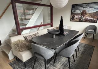 Near Amsterdam and airport, 90m2, privacy! - 2