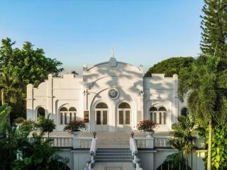 Hotel Majapahit Surabaya MGallery - 3