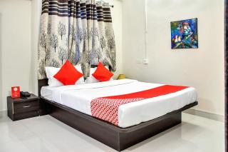 Hotel O Homes Vardhan House 2 - 4