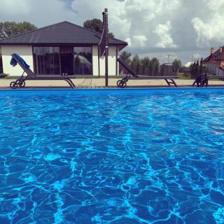 Будинок з видом на Десну, басейн, камін, 2 глемпінги - 9