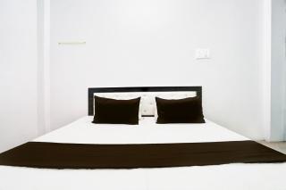 Hotel O by OYO Ayush And Restaurants - 3