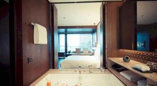 OCT Bay Breeze Hotel - 3