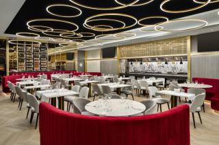 Ramada by Wyndham Zalau - 4