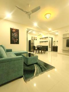 Aesthetic Luxury 2BHK with Elegant Décor #501 - 3