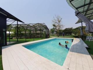 I View Park Resort - 3