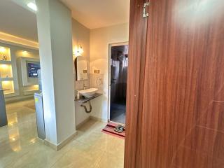 val and vel Luxury Home 2 Bugolobi - 1