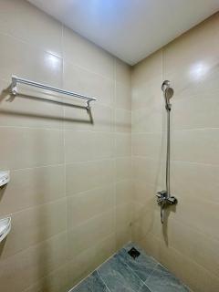 Galaxy Apt Green Pearl BN - 3