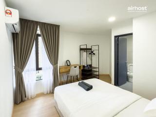 Villa Putra Condo PWTC by Airhost - 6