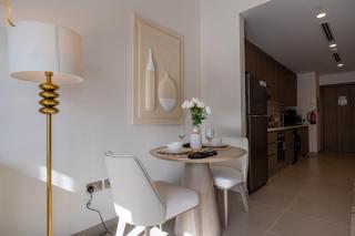 Yas Golf Studio - 10 Minutes to Yas Bay Fireworks Show - 7