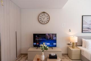 Golf-View Studio - Calm Living on Yas Island - 4