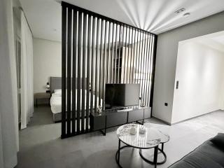 7th floor Studio - 9