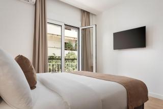 Athenian Hillside Residence - 3