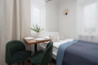 Comfortable Studio For 2 Guests in Warsaw by Noclegi Renters - 1