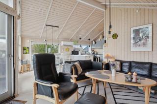 Beautiful Summer House From 2008 Outdoor Spa - 7