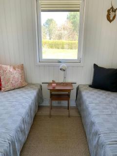 Summer Bliss With Vibrant Garden In Nødebohuse - 6