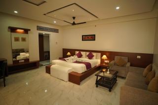 Namoka Mount Valley Resort - Hill Views & Veg Only - 2