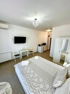Summerland Seaview Boutique Apartments - 4
