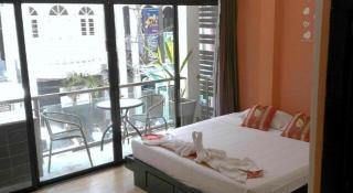 Long Beach Hotel Patong - 4