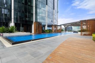 004S ABNB Style City View 2BR With Pool In Southbank, 5 Min Walk To Tram - 6