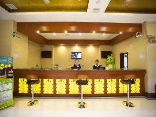GreenTree Inn Fuyang Yijing International North Business - 8