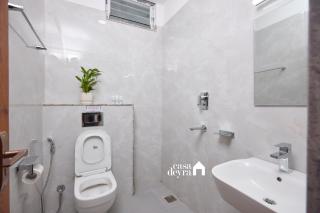 Casa Deyra Apartments- Kupondole, Seto Dewal - 6