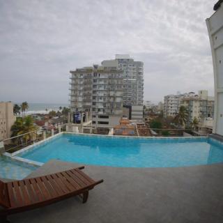 Crystal Sand Mount Lavinia - 4