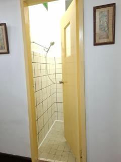 old baguio feels with spacious rooms - 7