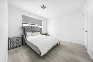 Masterpiece luxury house in heart of Craigieburn - 7