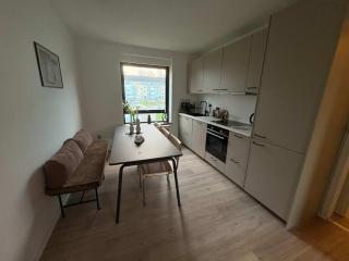 Luxe Retreat & Stylish - 4