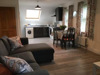 Sea & Mountain view-Garden-Wi-Fi-Parking- Sleeps 4 - 3