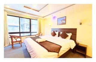 The Amaira With Valley View From The Hotel - 2