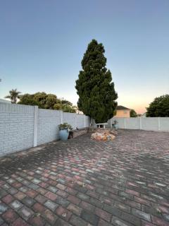 Room in Summerstrand - 1