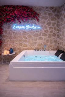 Évasion Santorin - Jacuzzi & Relax - 0