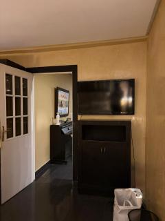 Welcome to your Stylish apartment - 2