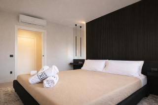 Luxurious High-End 2BR Penthouse - Terrace - Great view - Parking - Historical Centre - 8