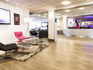 Novotel Fontainebleau Ury - Ury - 7