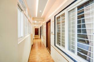 Hotel O by OYO Urban Suits - 1