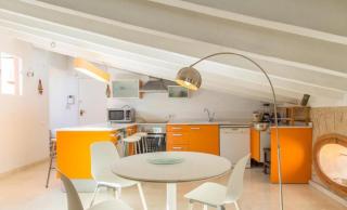 Gran Ático Premium del Siglo XVI con Tres Terrazas Privadas Hasta 7 Huéspedes en Ciutat Vella - 3