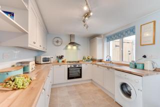 3 Bed in Beer oc-jb9wes - 1