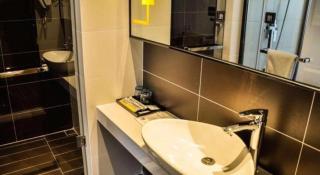 IU Hotel Wujiang Huadong Business City Tongli - 5