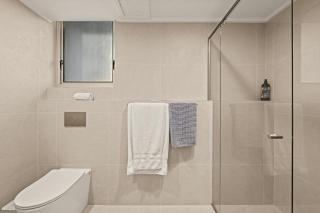 Absolute Beachfront Apartment with Direct Pool - 3