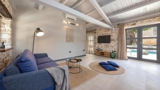 Rustic villa Dvori with outdoor pool in Porec - 7