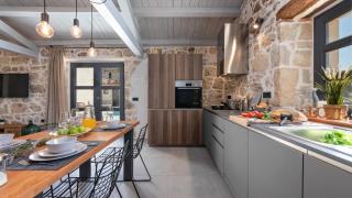 Rustic villa Dvori with outdoor pool in Porec - 2