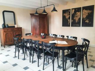 Spacious Home In The Heart Of Charentes - 1