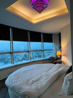 Luxury 1 & 2 Bed Apartments at Centaurus Mall, Islamabad with Margalla Views - 0